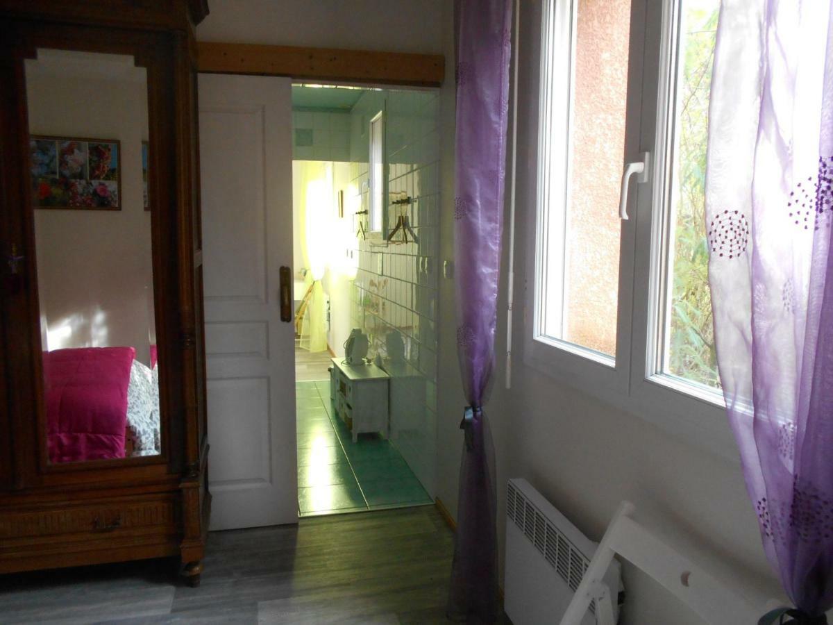 Chez Isabelle Homestay *